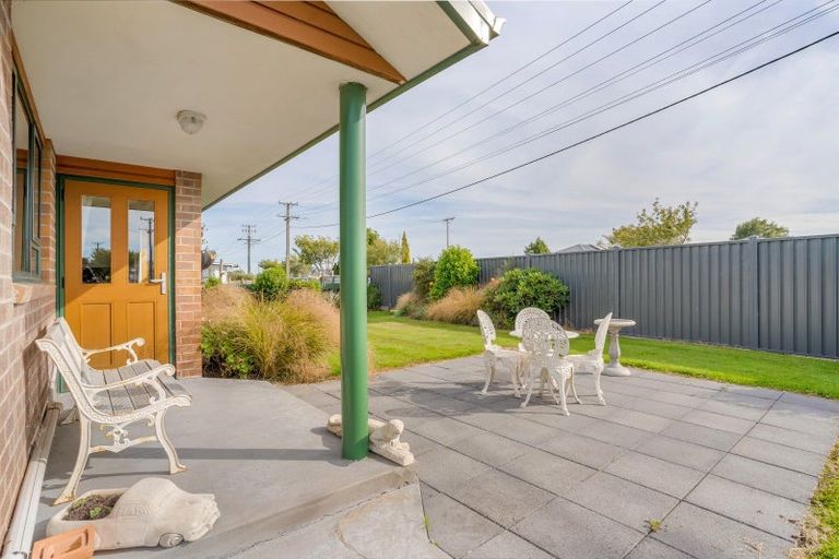 Photo of property in 15 Union Street, Winton, 9720