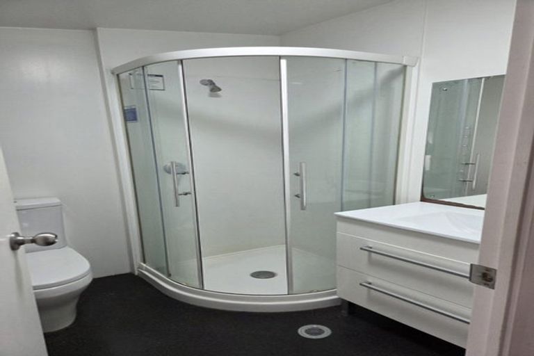 Photo of property in 8 Torrens Terrace, Mount Cook, Wellington, 6011