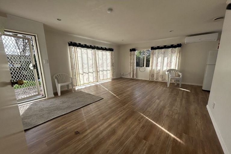 Photo of property in 1/25 Glenlea Place, Flat Bush, Auckland, 2019