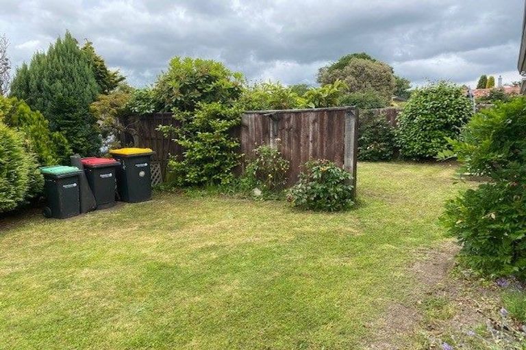 Photo of property in 7 Rhyl Place, Bryndwr, Christchurch, 8053