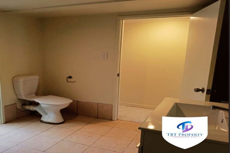 Photo of property in 27 Burndale Terrace, Manurewa, Auckland, 2102