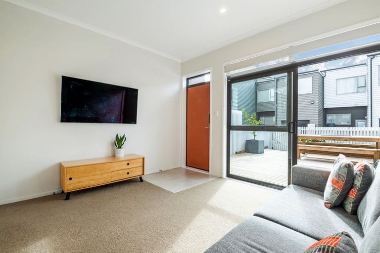 Photo of property in 15 Tuatua Road, Hobsonville, Auckland, 0616
