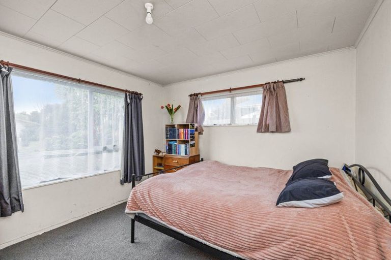 Photo of property in 8 Jeffares Place, Taradale, Napier, 4112