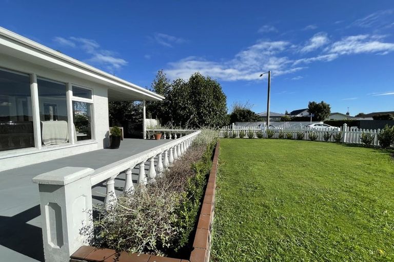 Photo of property in 1 Chester Place, Taradale, Napier, 4112