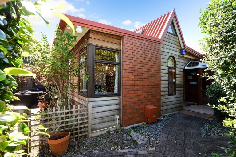 Photo of property in 18c Casey Avenue, Fairfield, Hamilton, 3214