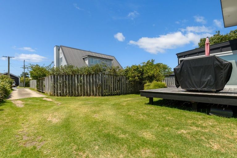 Photo of property in 8b Ngatai Road, Otumoetai, Tauranga, 3110