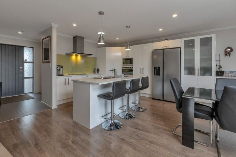 Photo of property in 5 Sando Way, One Tree Point, 0118