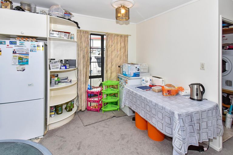 Photo of property in 193 Finlayson Avenue, Clendon Park, Auckland, 2103