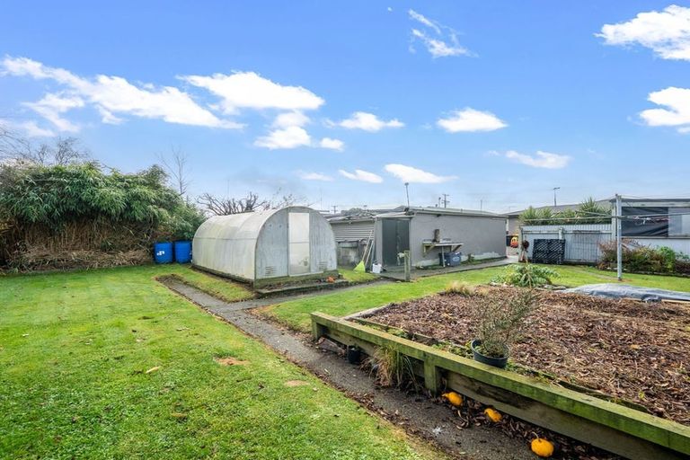 Photo of property in 8 Mackenzie Street, Winton, 9720