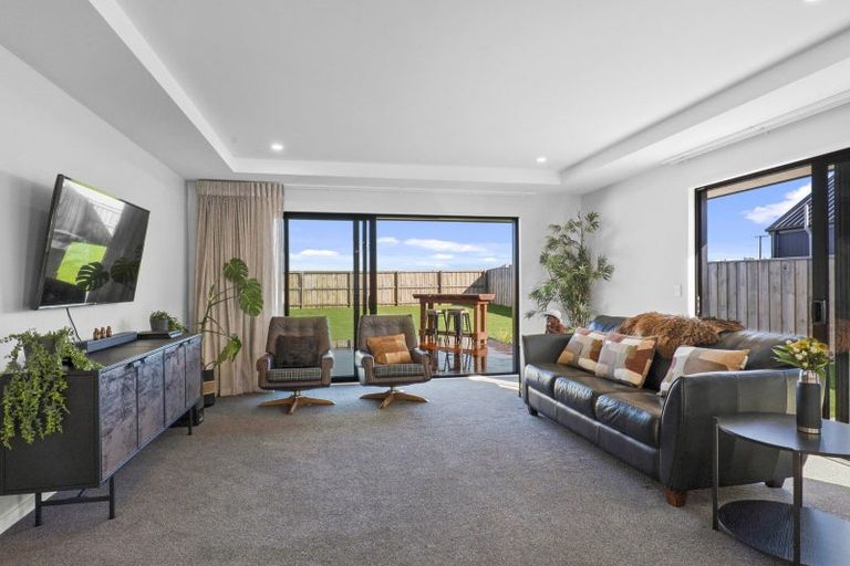 Photo of property in 3 Bob Reid Crescent, Darfield, 7571