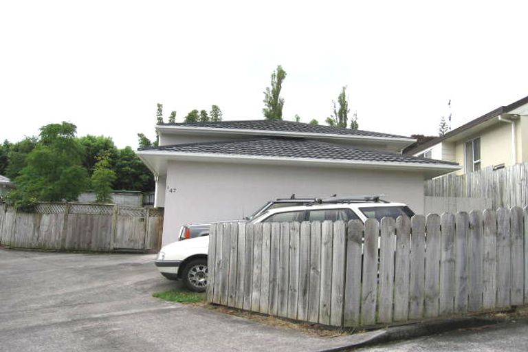 Photo of property in 2/47 Sungrove Rise, Sunnyvale, Auckland, 0612