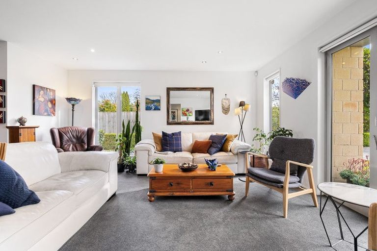 Photo of property in 54 Glandovey Road, Fendalton, Christchurch, 8052