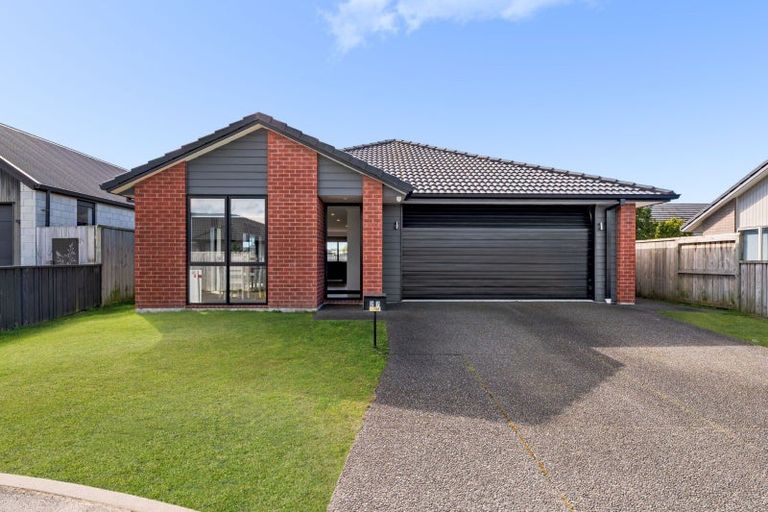 Photo of property in 27 Parkside Mews, Papamoa, 3118