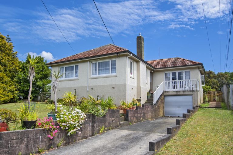 Photo of property in 98 Station Road, Te Kamo, Whangarei, 0112