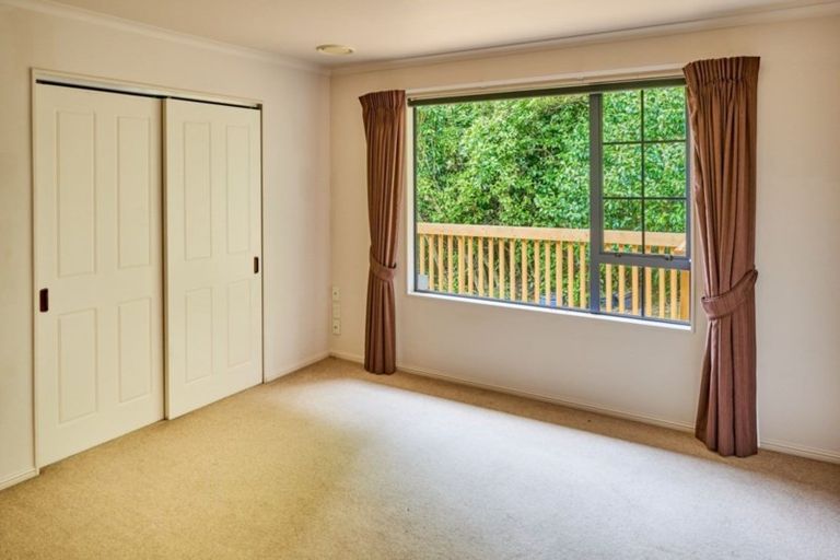 Photo of property in 14 Musket Lane, Whitby, Porirua, 5024