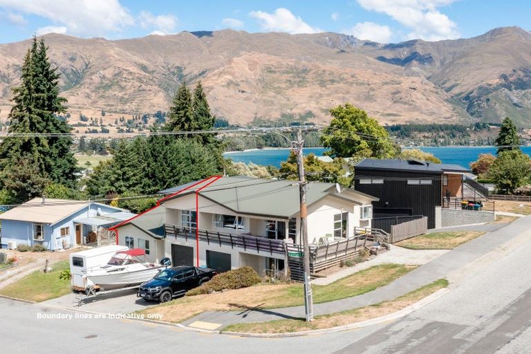 Photo of property in 8 Little Street, Wanaka, 9305