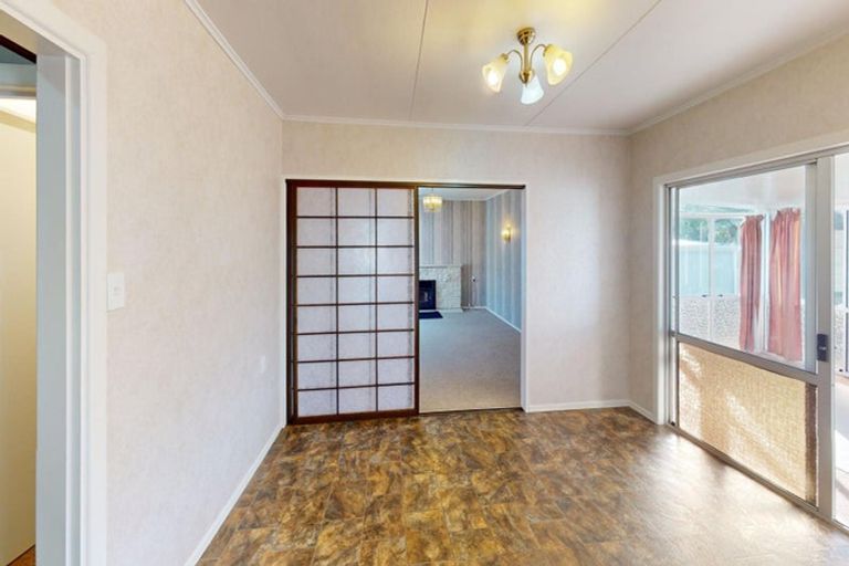 Photo of property in 19 Skerman Street, Marton, 4710