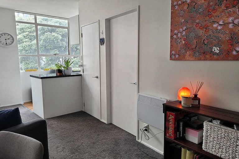 Photo of property in Hume House, 152u1 The Terrace, Wellington Central, Wellington, 6011