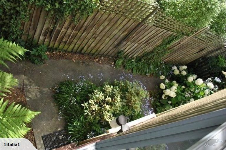 Photo of property in 4/34 Holly Road, St Albans, Christchurch, 8014