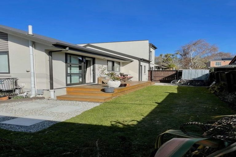 Photo of property in 1/32 Edward Avenue, Edgeware, Christchurch, 8013