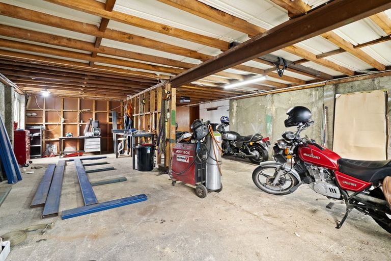 Photo of property in 15 Middleton Road, Kew, Dunedin, 9012
