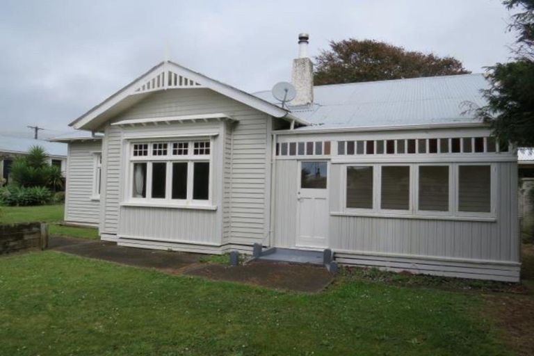 Photo of property in 221a Tukapa Street, Westown, New Plymouth, 4310