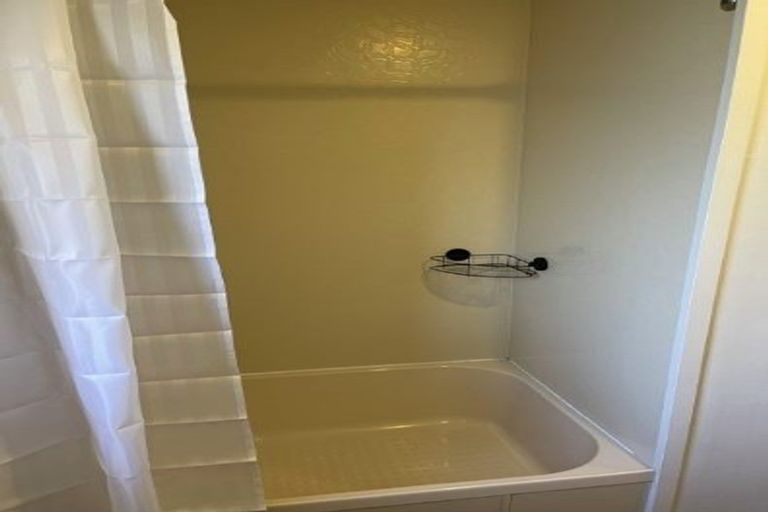 Photo of property in 1/1 Taradale Road, Pirimai, Napier, 4112