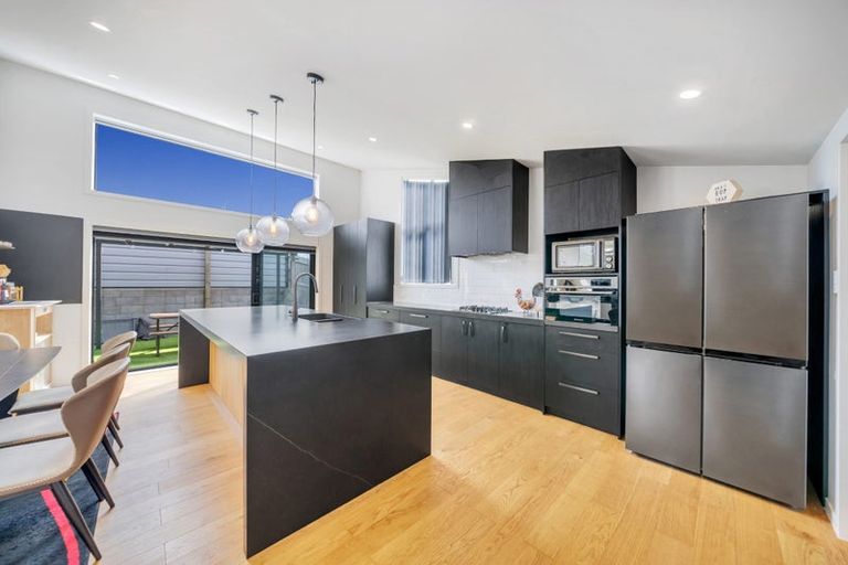 Photo of property in 6 Mara Waina Place, Swanson, Auckland, 0614