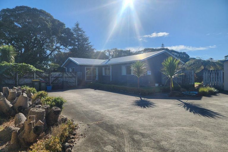 Photo of property in 53a Carthew Street, Okato, 4335