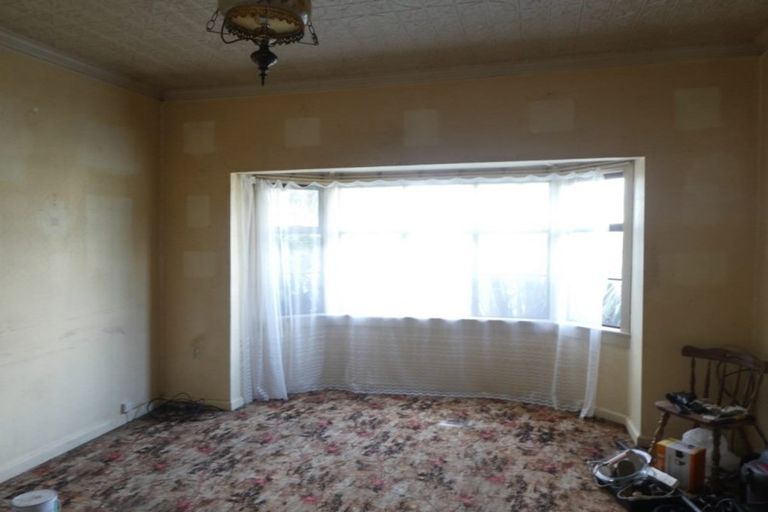 Photo of property in 84 Russell Street, Westport, 7825