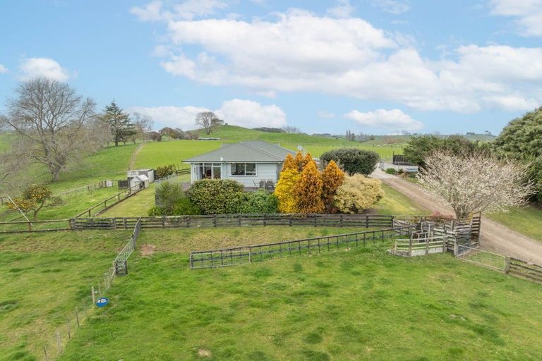 Photo of property in 21 Tapapa West Road, Tapapa, Tirau, 3485
