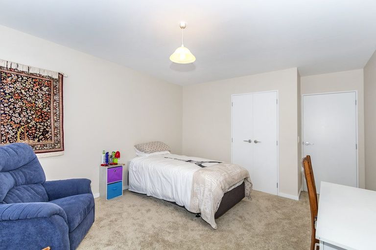 Photo of property in 35 Delph Street, Avonhead, Christchurch, 8042