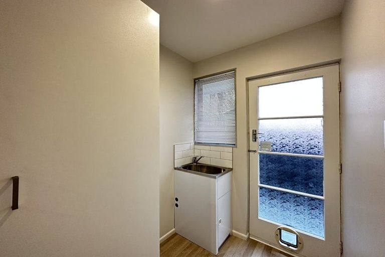 Photo of property in 1/4 Grove Road, Addington, Christchurch, 8024
