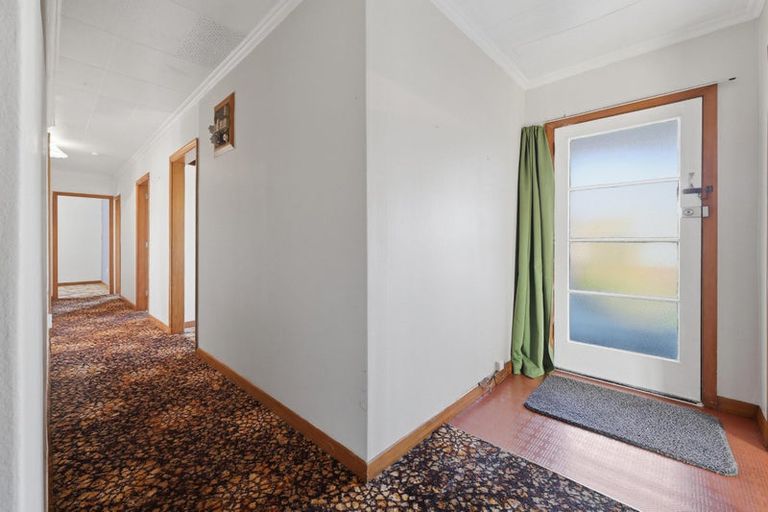 Photo of property in 132 Macandrew Road, South Dunedin, Dunedin, 9012