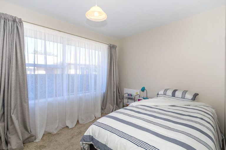 Photo of property in 35 Delph Street, Avonhead, Christchurch, 8042
