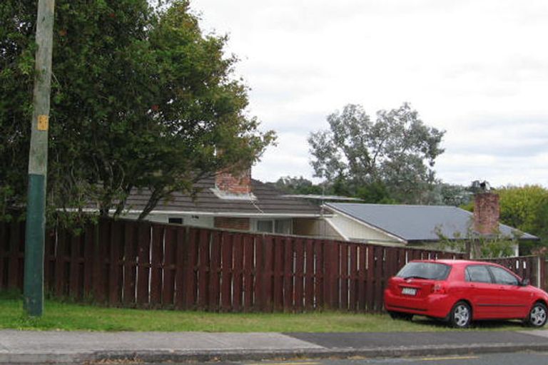 Photo of property in 26 Saffron Street, Birkdale, Auckland, 0626