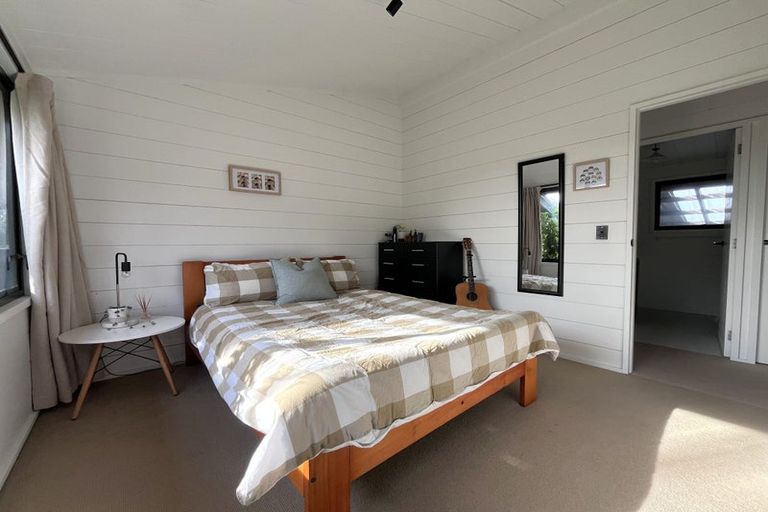 Photo of property in 15 The Yardarm, Whitby, Porirua, 5024