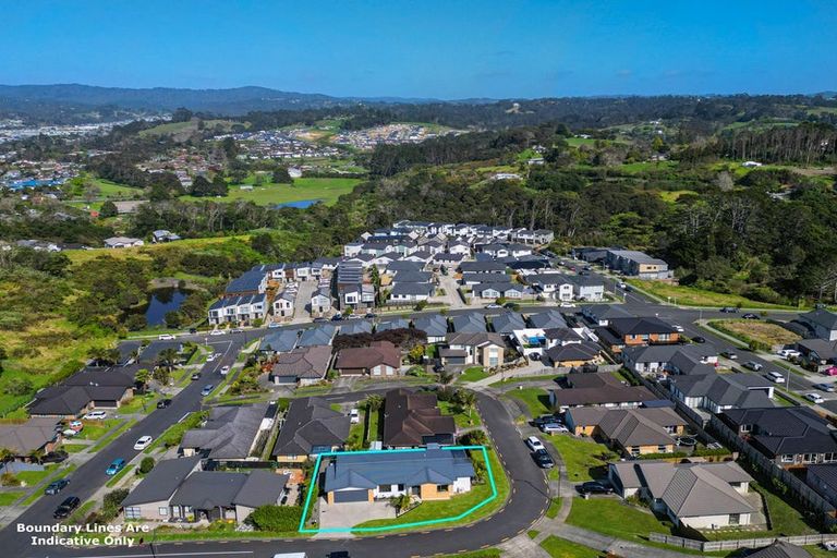 Photo of property in 4 Karika Place, Massey, Auckland, 0614