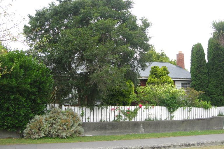 Photo of property in 154 Knowles Street, St Albans, Christchurch, 8052