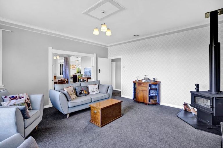 Photo of property in 330 South Road, Hawera, 4610