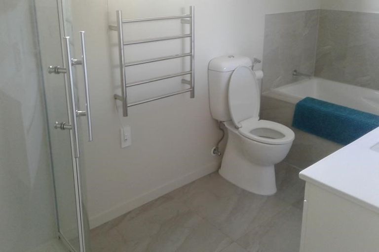 Photo of property in 7a Madeira Close, Whitby, Porirua, 5024