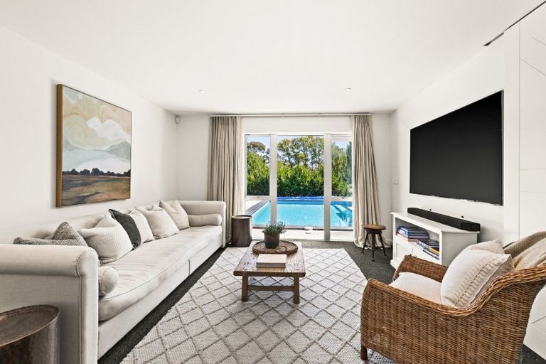 Photo of property in 10 Charlton Road, Te Awanga, 4102