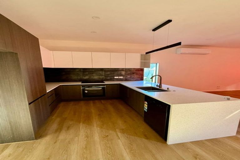 Photo of property in 52 Aspiring Avenue, Clover Park, Auckland, 2019