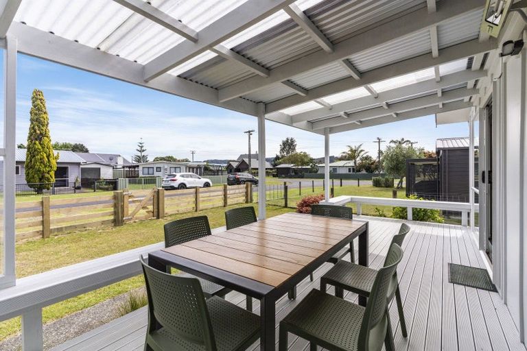 Photo of property in 104 Moa Street, Whangamata, 3620