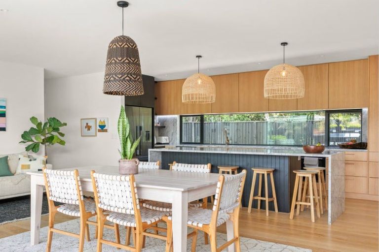 Photo of property in 17 Sandy Cove, Wainui, Gisborne, 4010