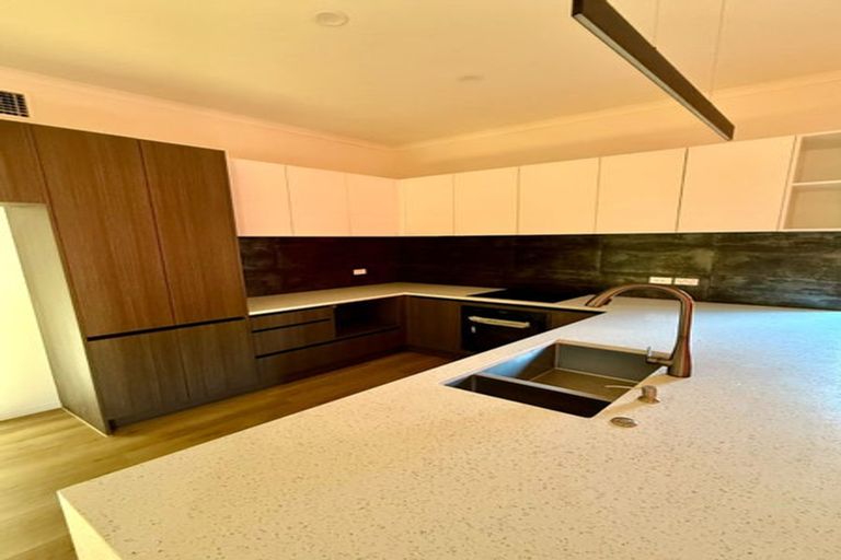 Photo of property in 52 Aspiring Avenue, Clover Park, Auckland, 2019