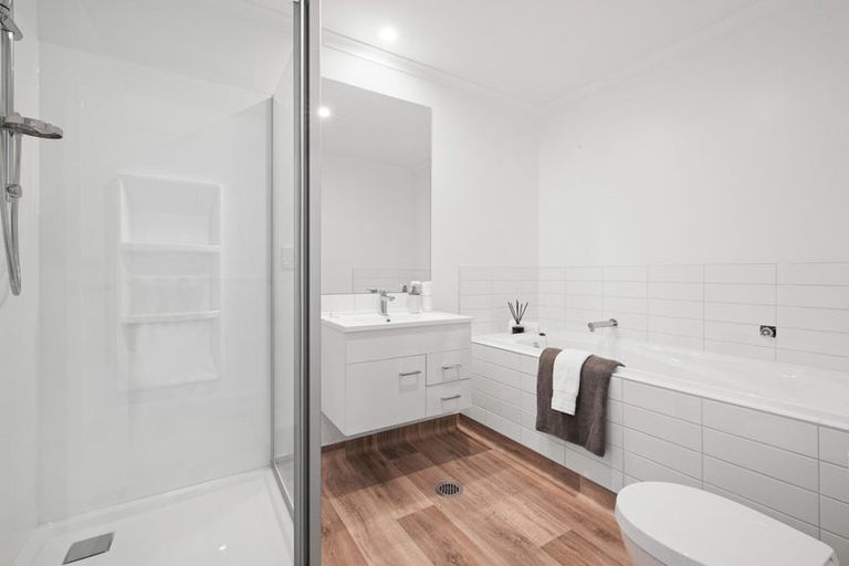 Photo of property in 36 Kilcadden Drive, Flat Bush, Auckland, 2019