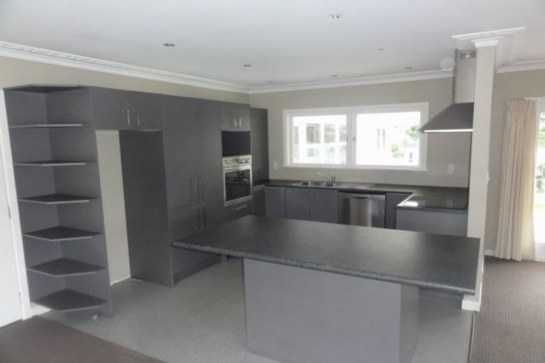 Photo of property in 9 Havelock Avenue, Forrest Hill, Auckland, 0620