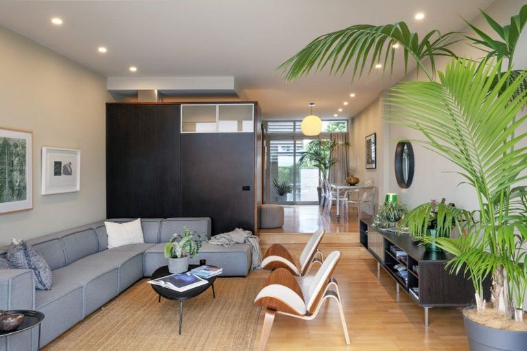 Photo of property in 17 Boardwalk Lane, Seatoun, Wellington, 6022