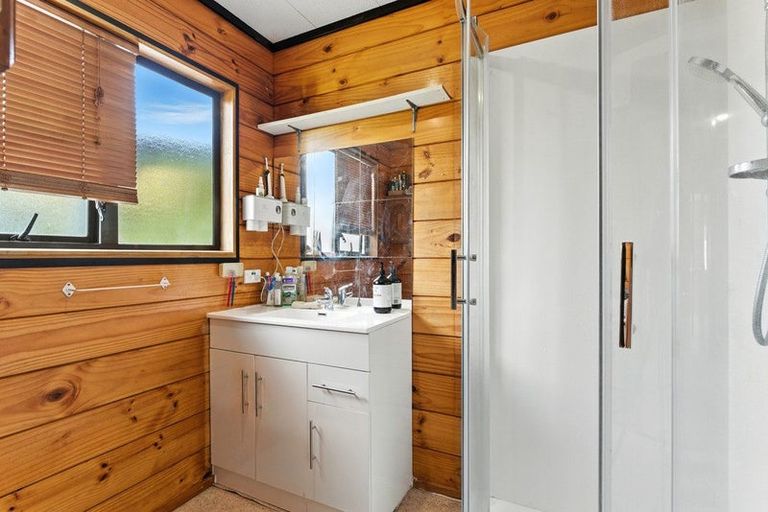 Photo of property in 5 Takarangi Street, Putiki, Whanganui, 4500